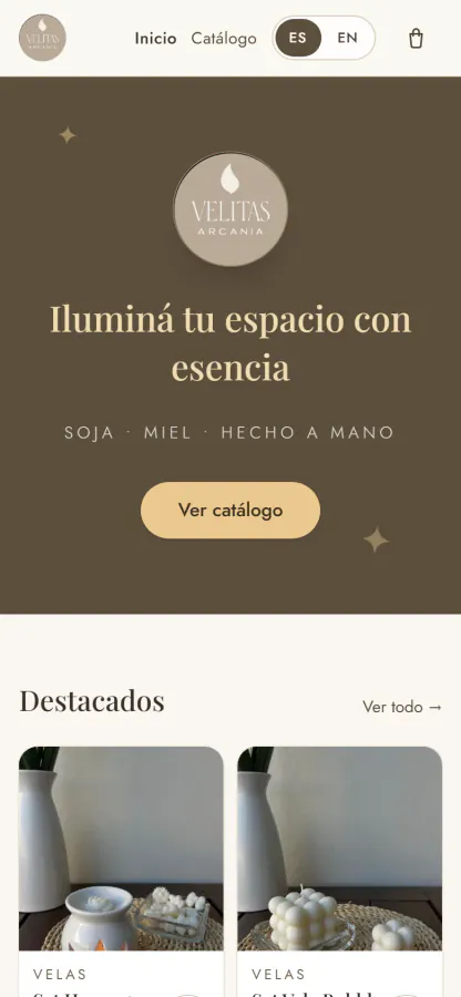 Inicio de Velas Arcania en un teléfono: «Iluminá tu espacio con esencia», el botón Ver catálogo y los destacados