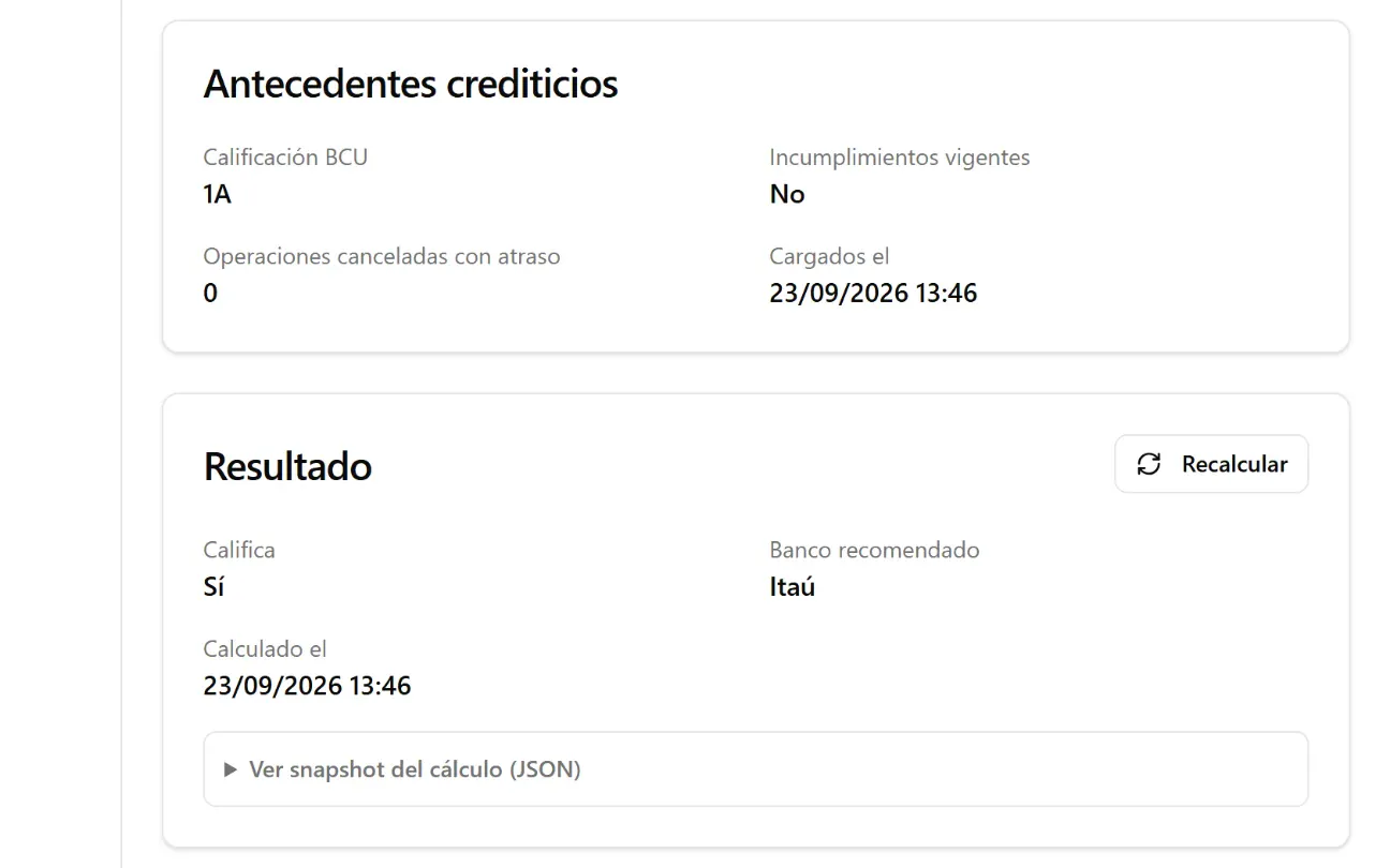 Simulación de prueba en el panel del asesor: el historial del BCU cargado y el resultado (califica, con un banco recomendado)